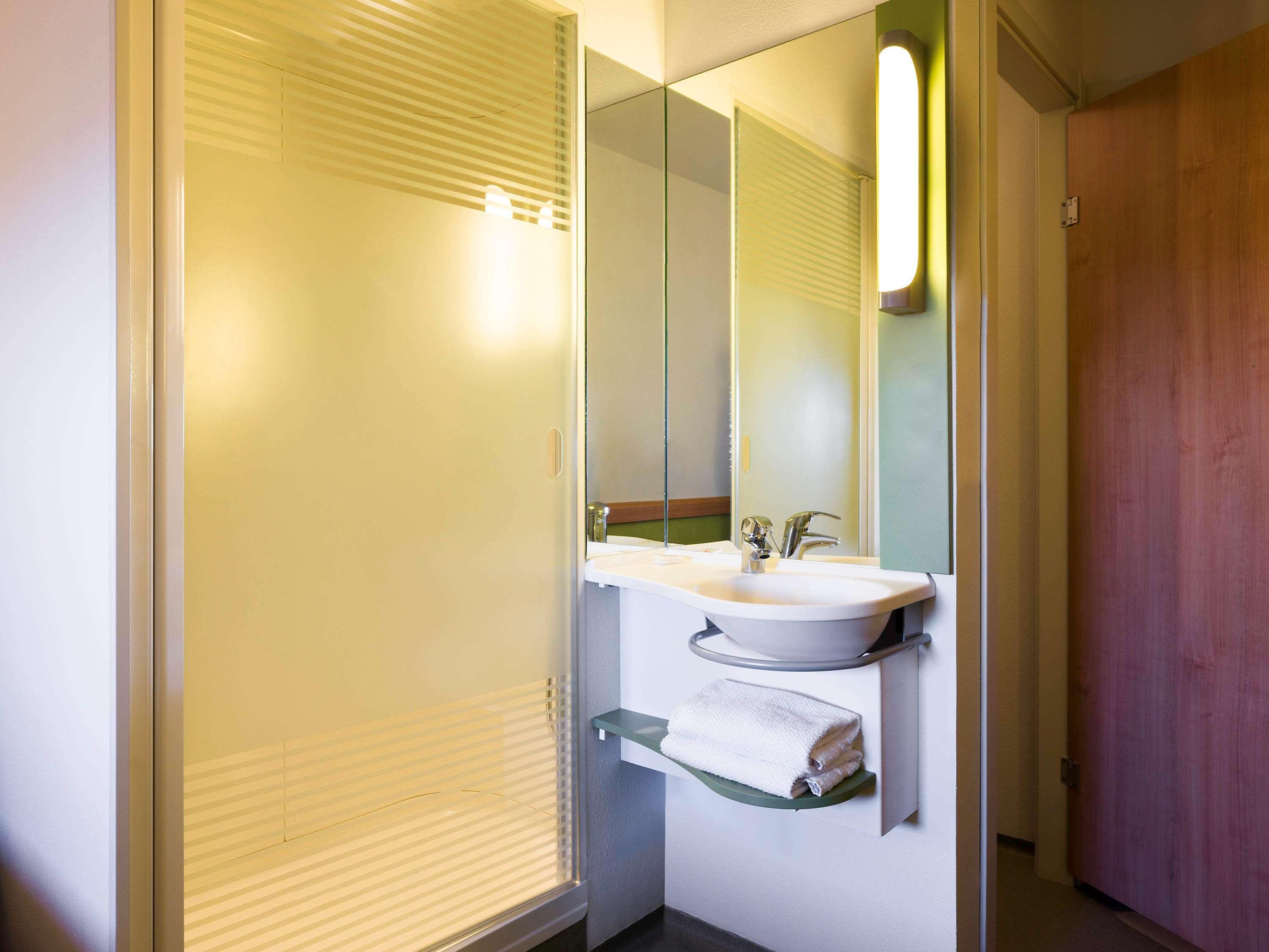Ibis Budget Sevilla Aeropuerto Екстер'єр фото