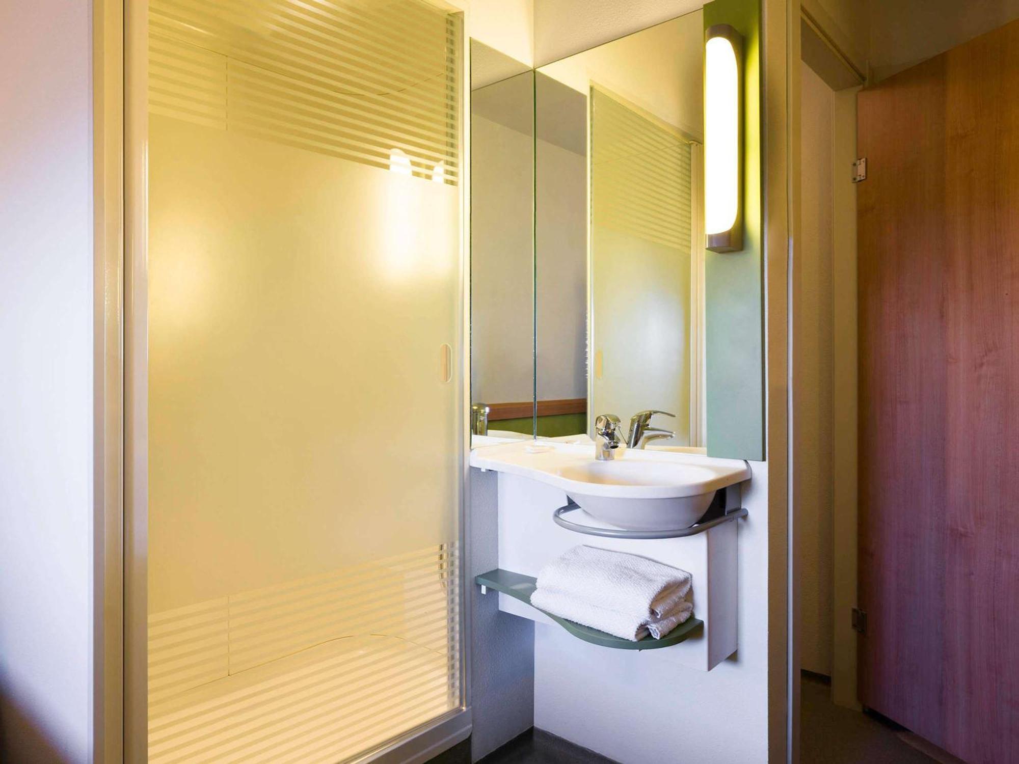 Ibis Budget Sevilla Aeropuerto Екстер'єр фото