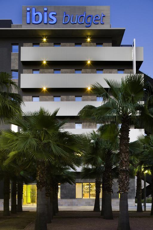 Ibis Budget Sevilla Aeropuerto Екстер'єр фото